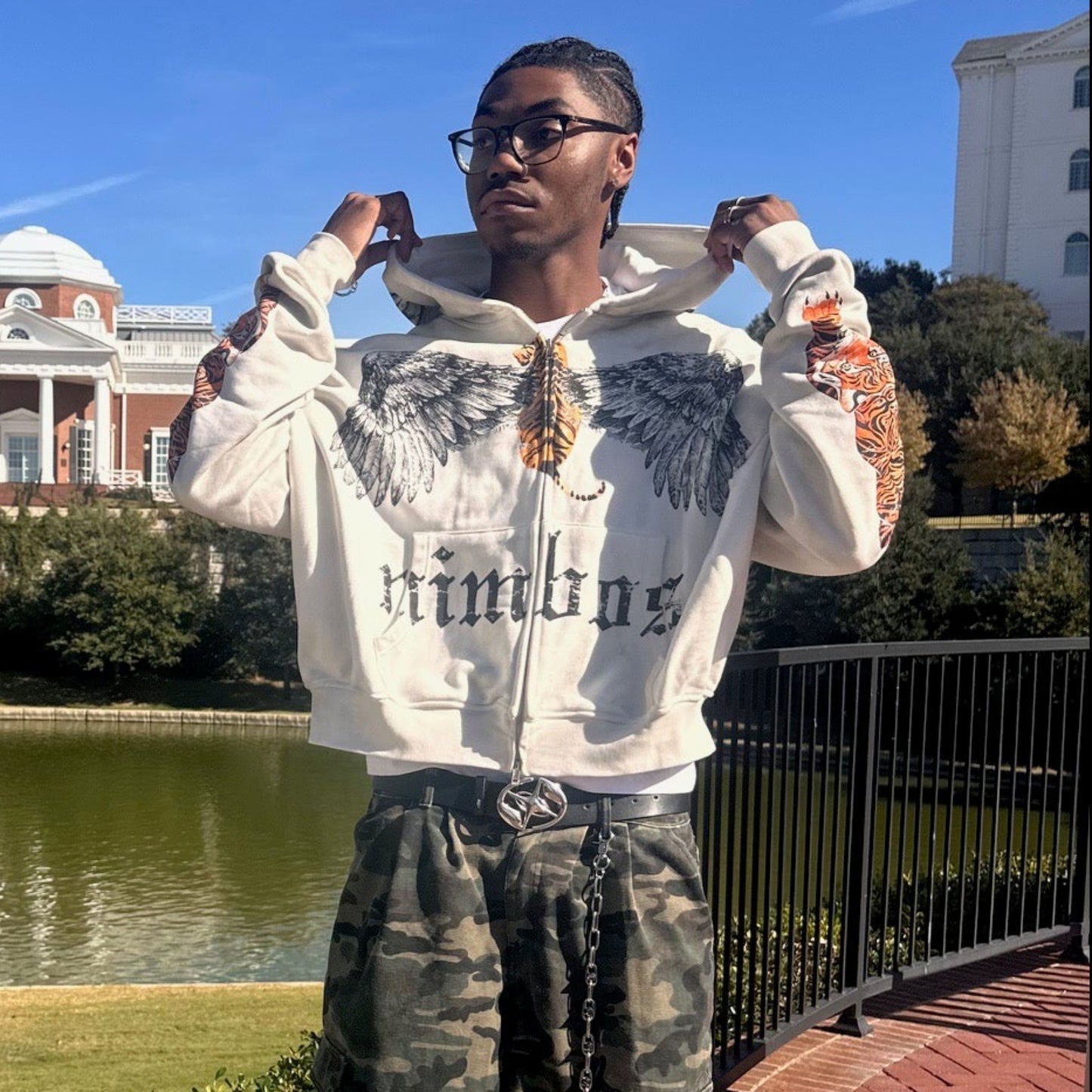 TIGER-WING ZIP-UP